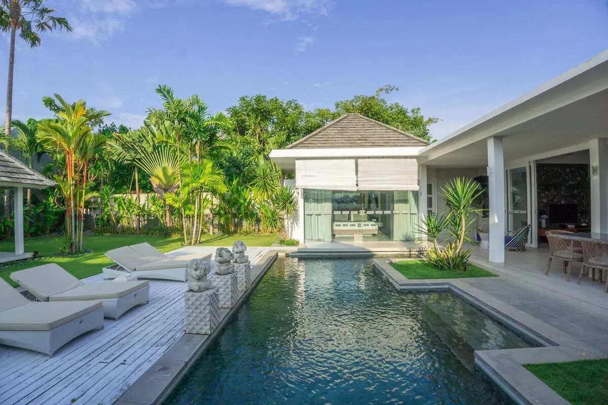 Bali Modern Escape With Private Pool, 8 Guests Villa Kerobokan  0*, Kerobokan (Bali)