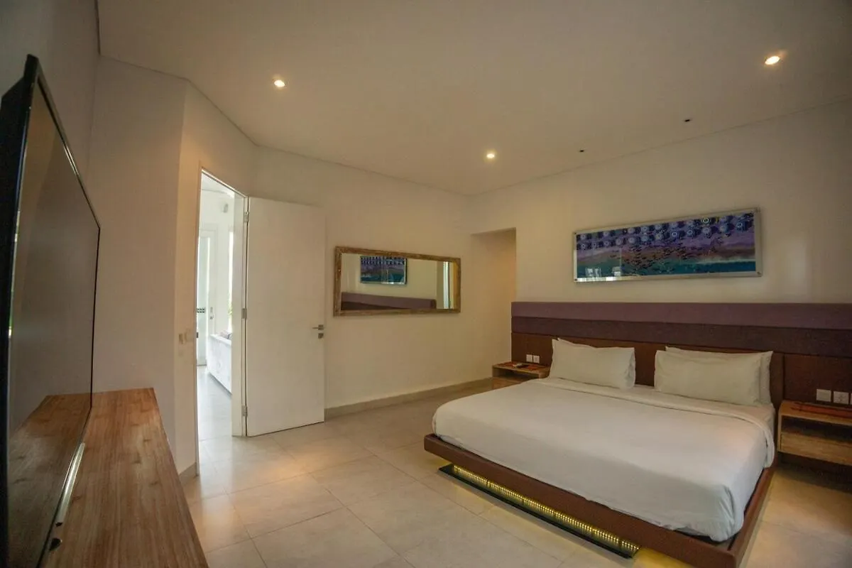 Bali Modern Escape With Private Pool, 8 Guests Villa Kerobokan